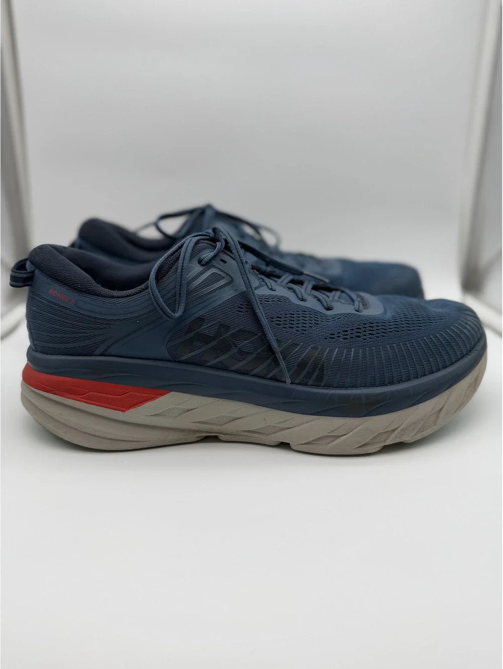 Hoka Bondi 7 Men's Running Shoes Size 13 Blue with Red Accents